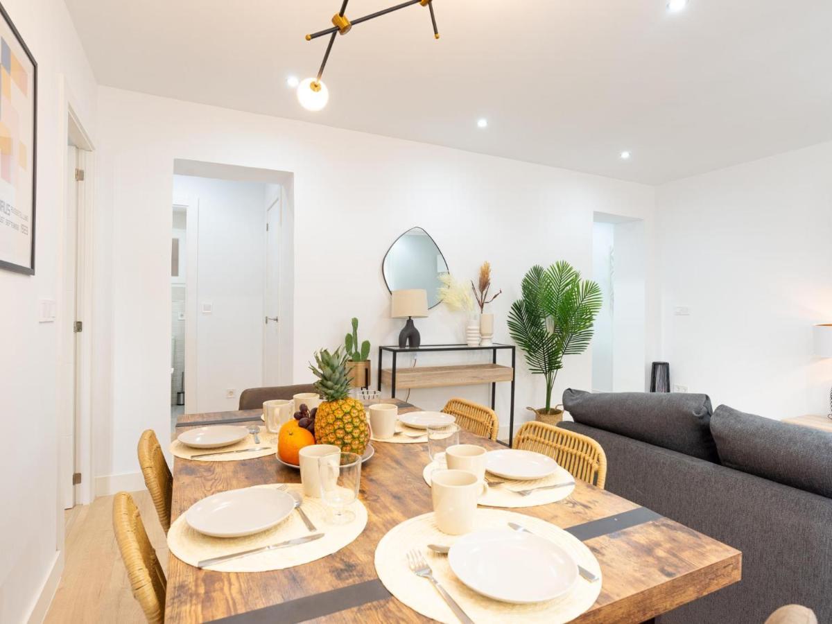 Gorgeous Renovated Apartment 2Br Ac Malaga Luaran gambar
