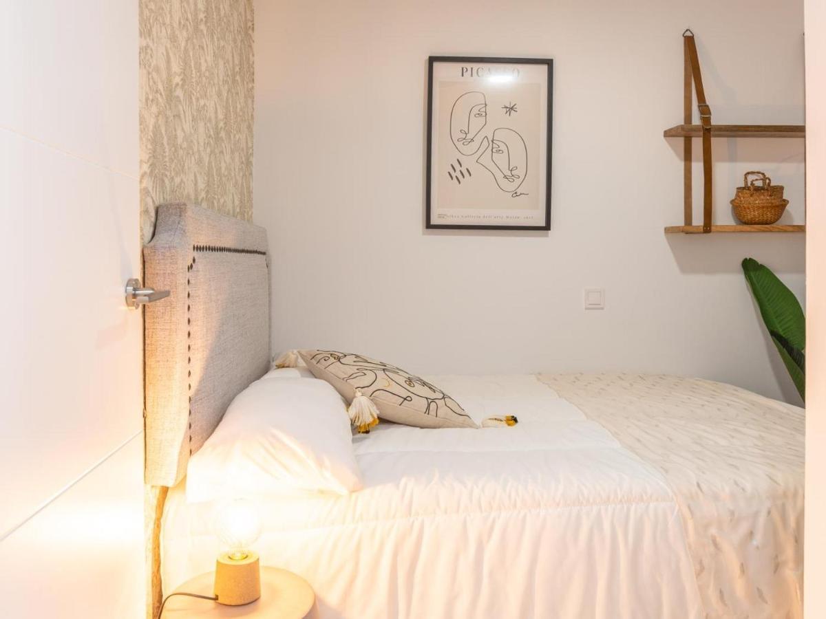 Gorgeous Renovated Apartment 2Br Ac Malaga Luaran gambar