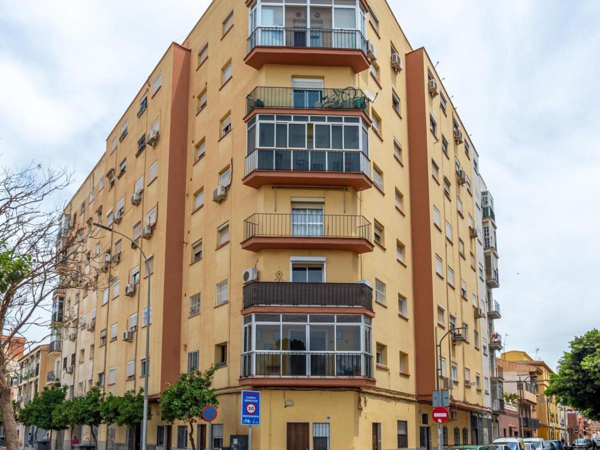 Gorgeous Renovated Apartment 2Br Ac Malaga Luaran gambar